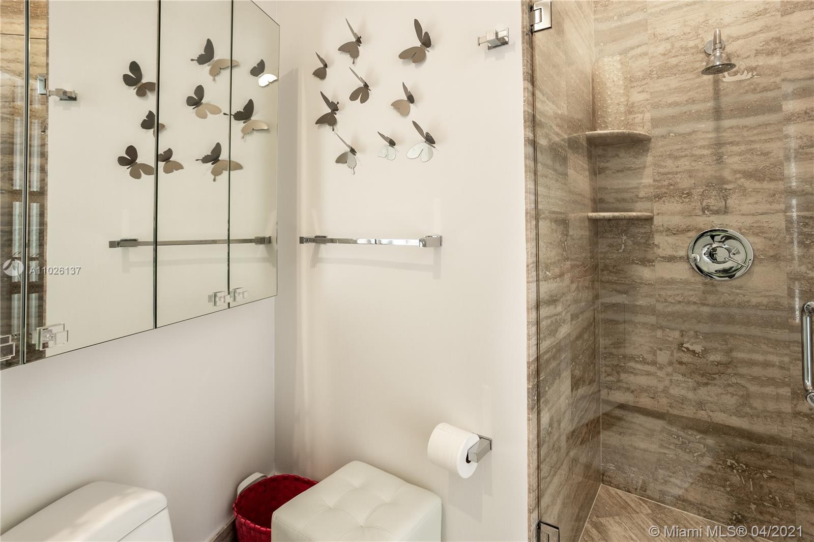 15901 Collins Ave #4204 Sunny Isles Beach, FL 33160