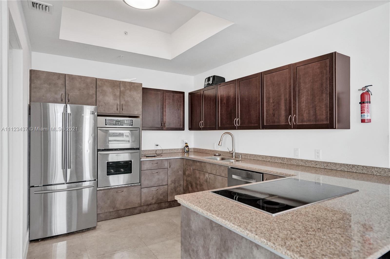 218 SE 14th St #804 Miami, FL 33131