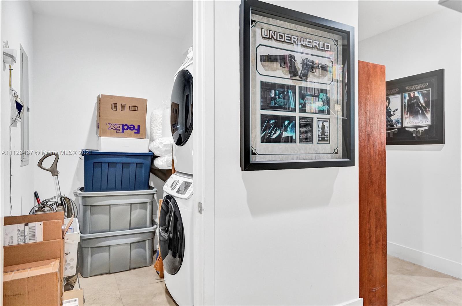 218 SE 14th St #804 Miami, FL 33131