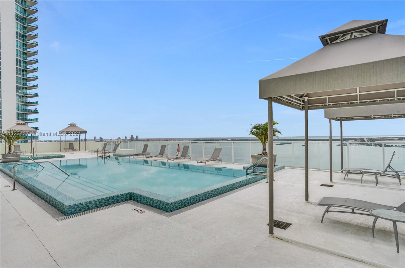 218 SE 14th St #804 Miami, FL 33131