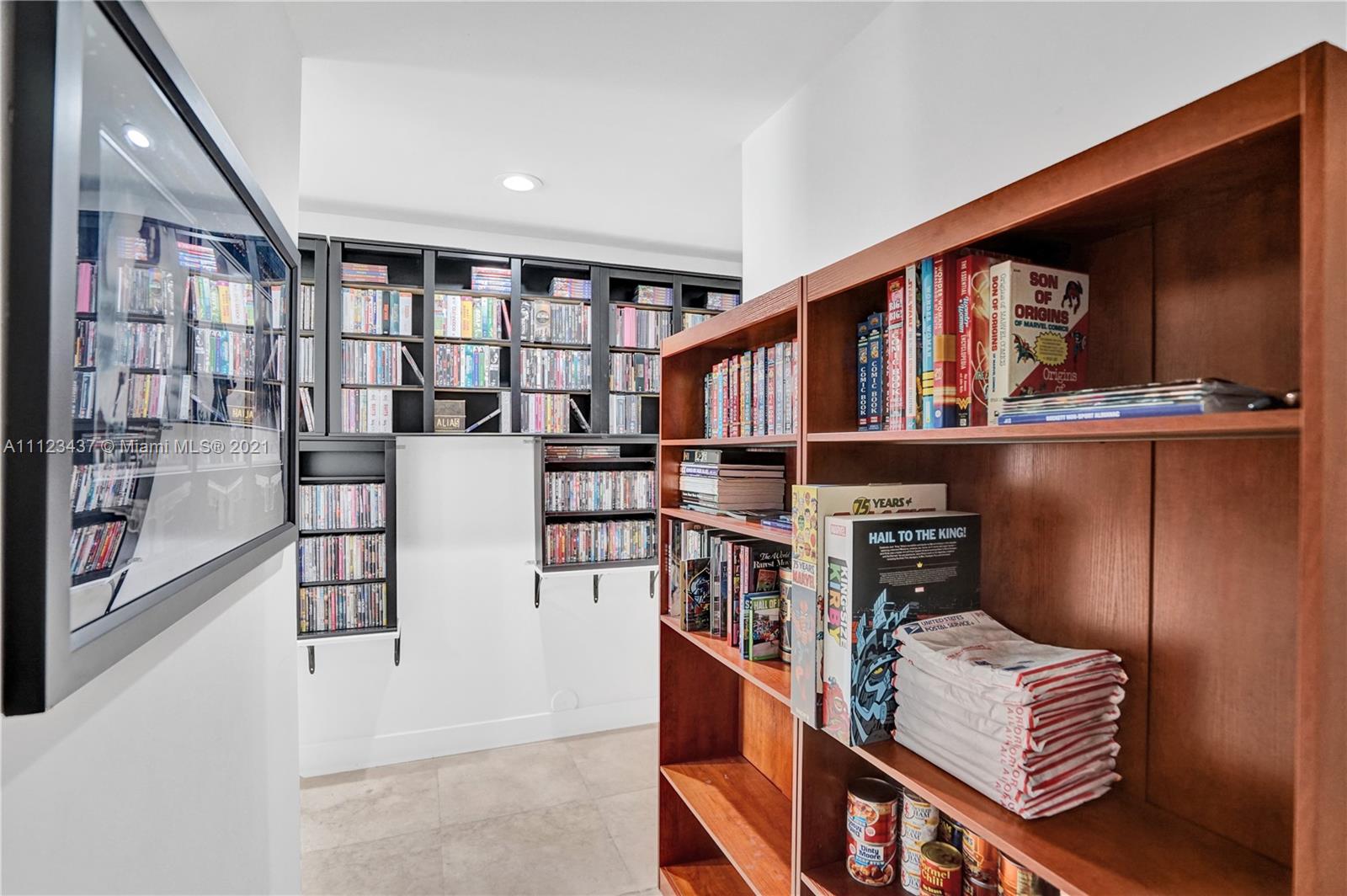 218 SE 14th St #804 Miami, FL 33131