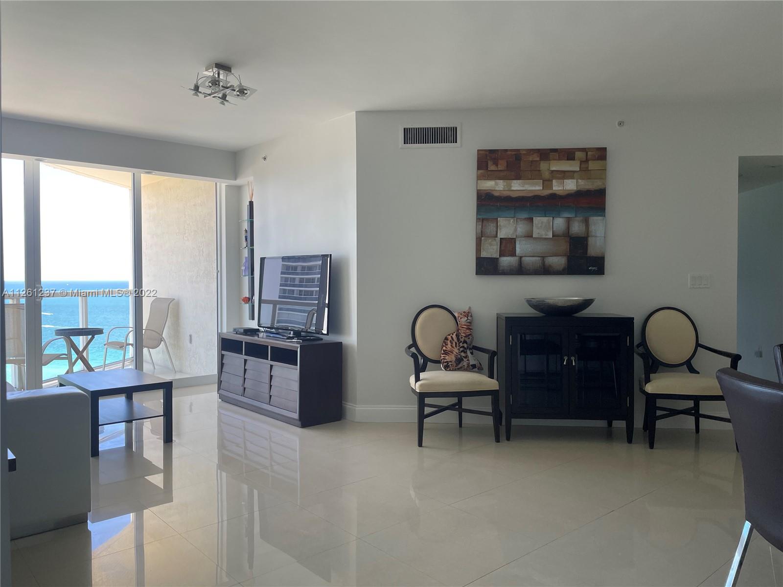 16699 Collins Ave #1806