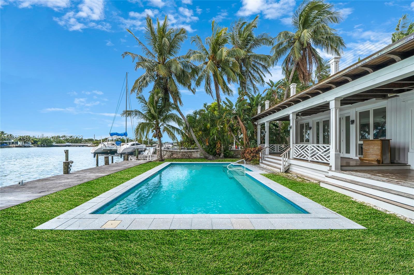 325 E San Marino Dr