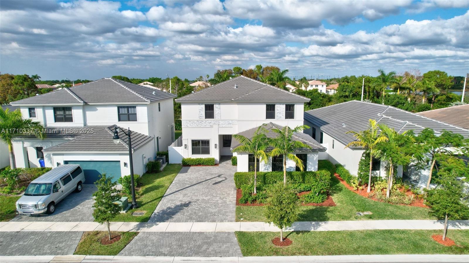17473 SW 41st St Miramar, FL 33029 17473 SW 41st St Miramar, FL 33029