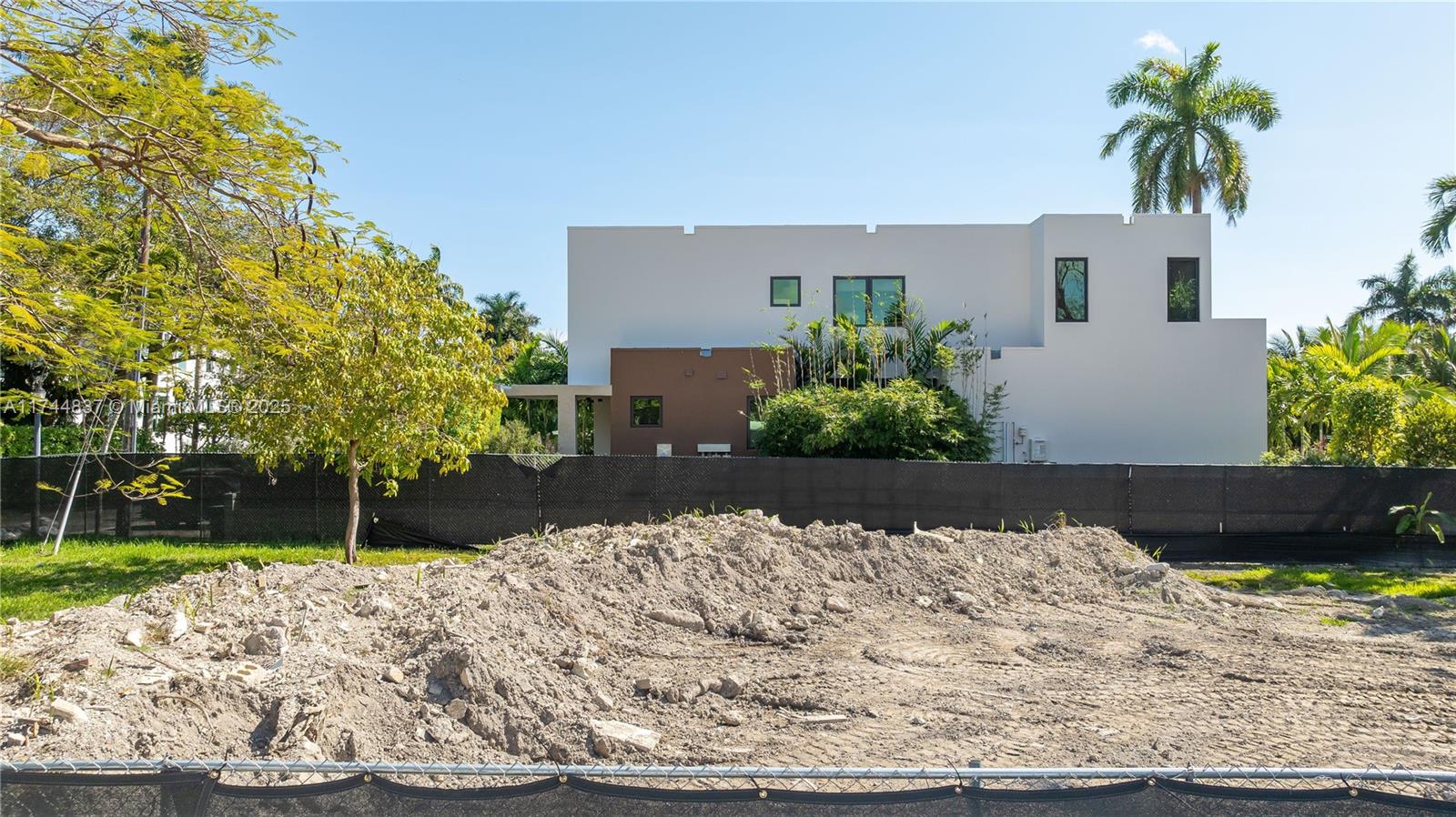 315 W San Marino Dr Miami Beach, FL 33139