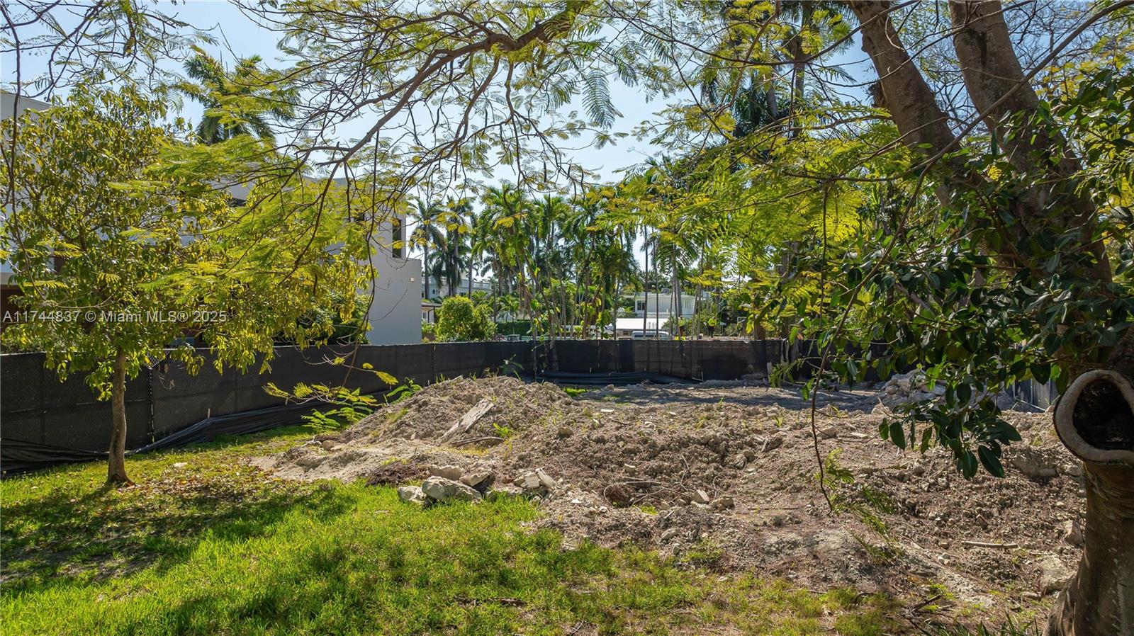 315 W San Marino Dr Miami Beach, FL 33139