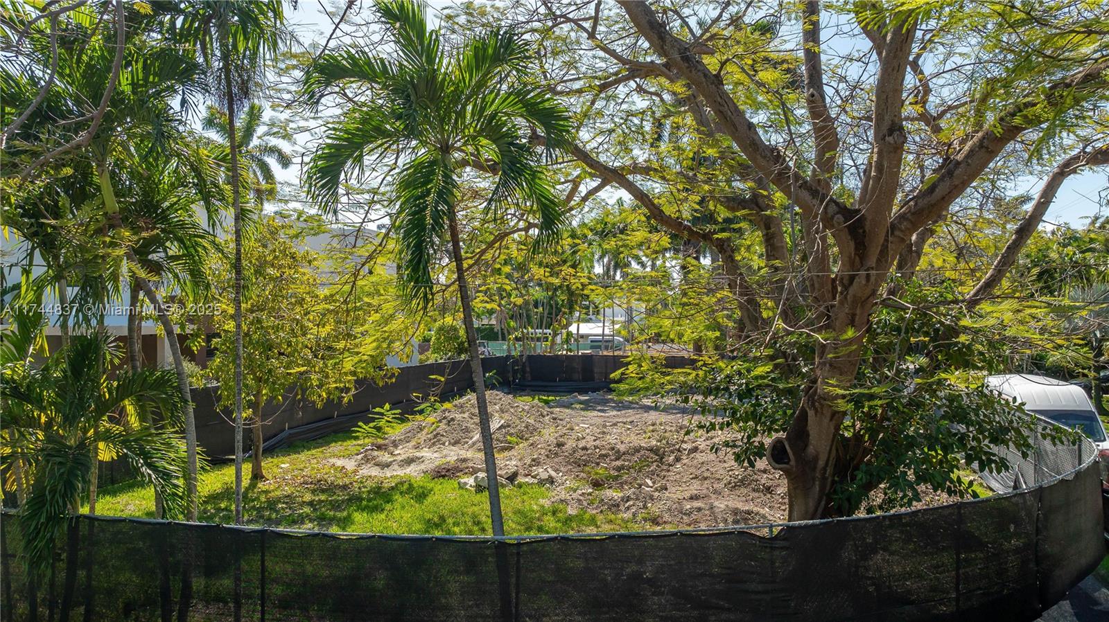 315 W San Marino Dr Miami Beach, FL 33139