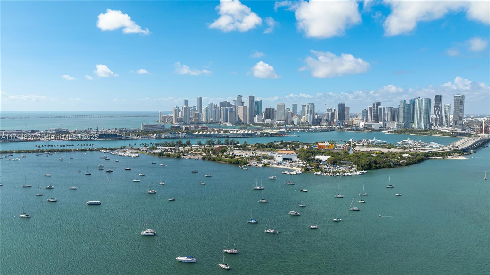 315 W San Marino Dr Miami Beach, FL 33139