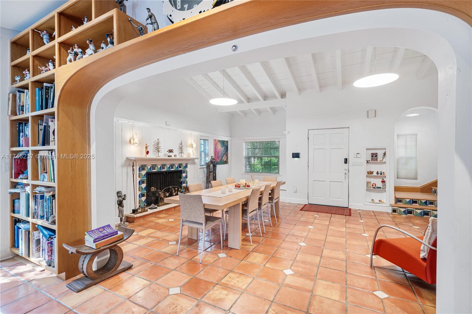 4421 Post Ave Miami Beach, FL 33140