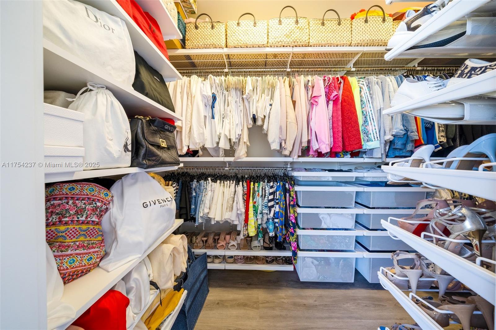 10563 NW 66th St #. Doral, FL 33178