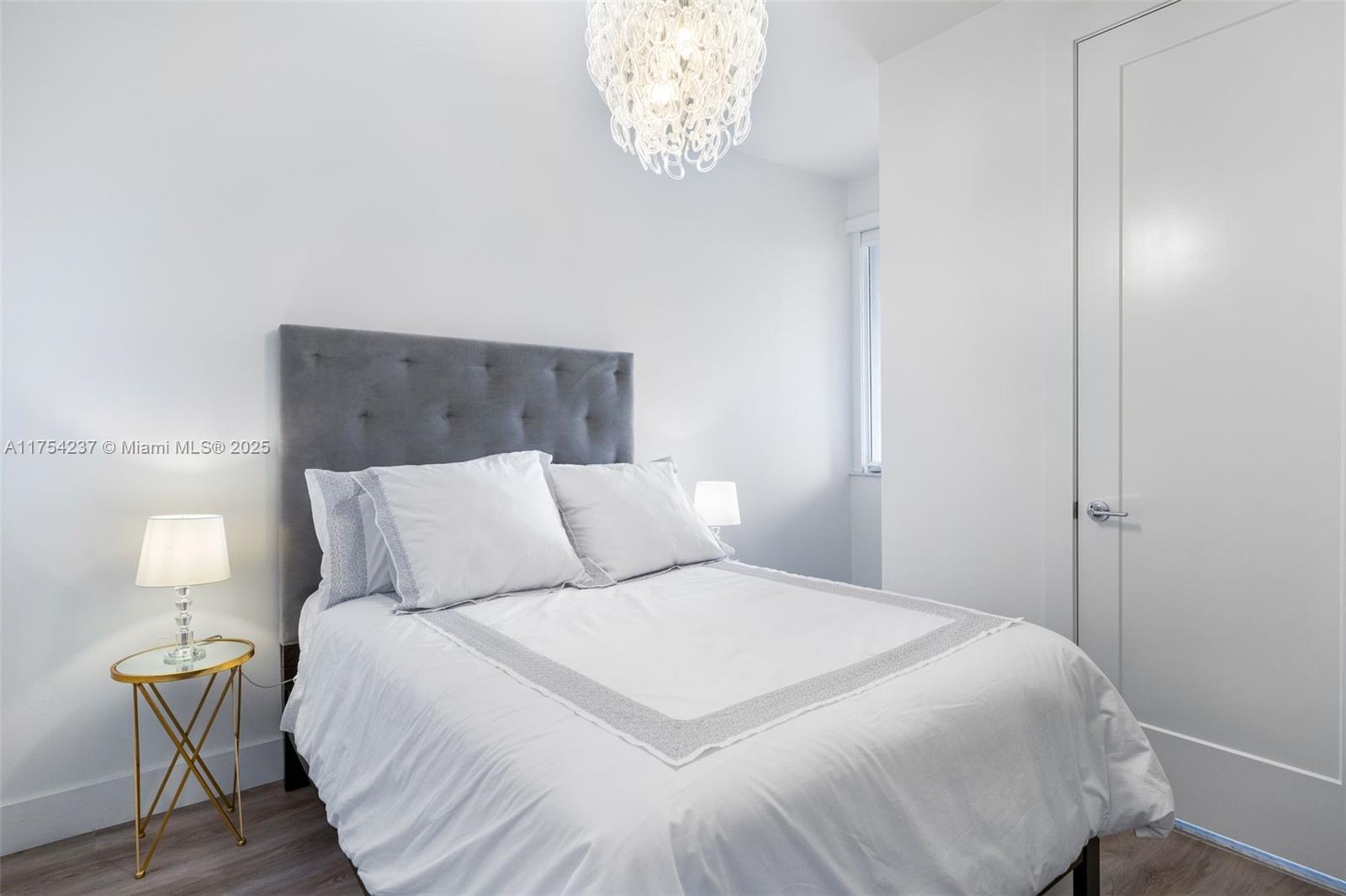 10563 NW 66th St #. Doral, FL 33178