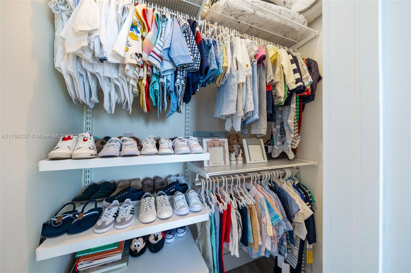 10563 NW 66th St #. Doral, FL 33178