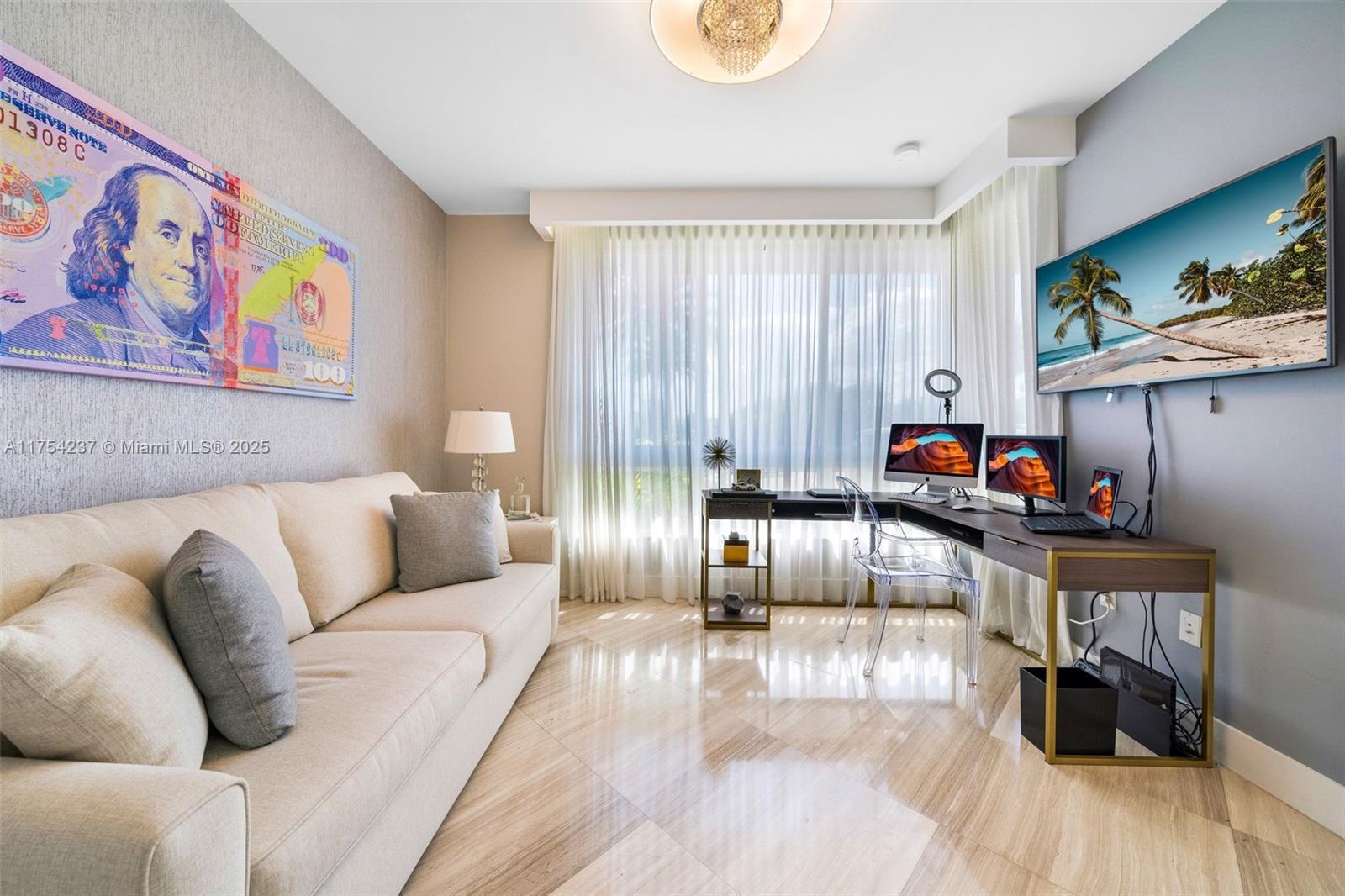 10563 NW 66th St #. Doral, FL 33178