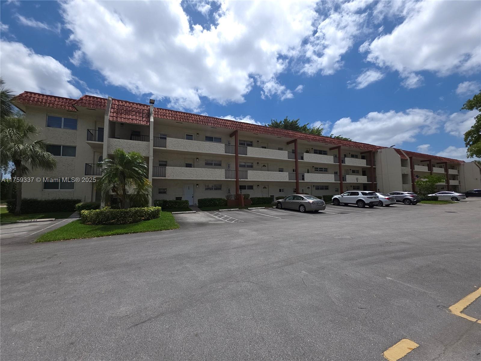 8940 S Hollybrook Blvd #109