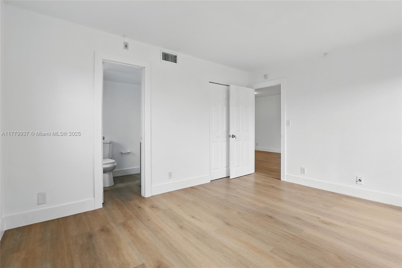 image Lakeshore At University15