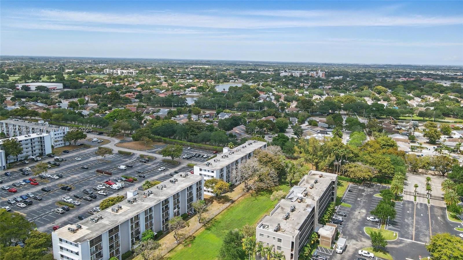 image Lakeshore At University3