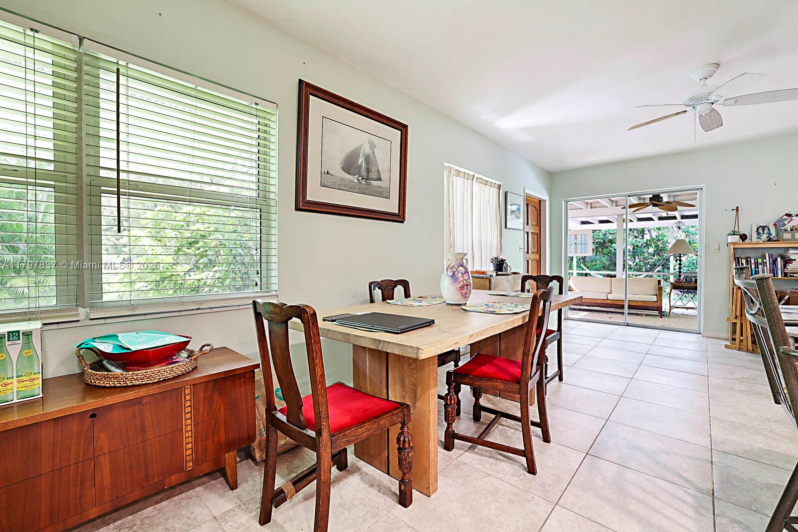 602 S Caloosahatchee Ave Jupiter, FL 33458