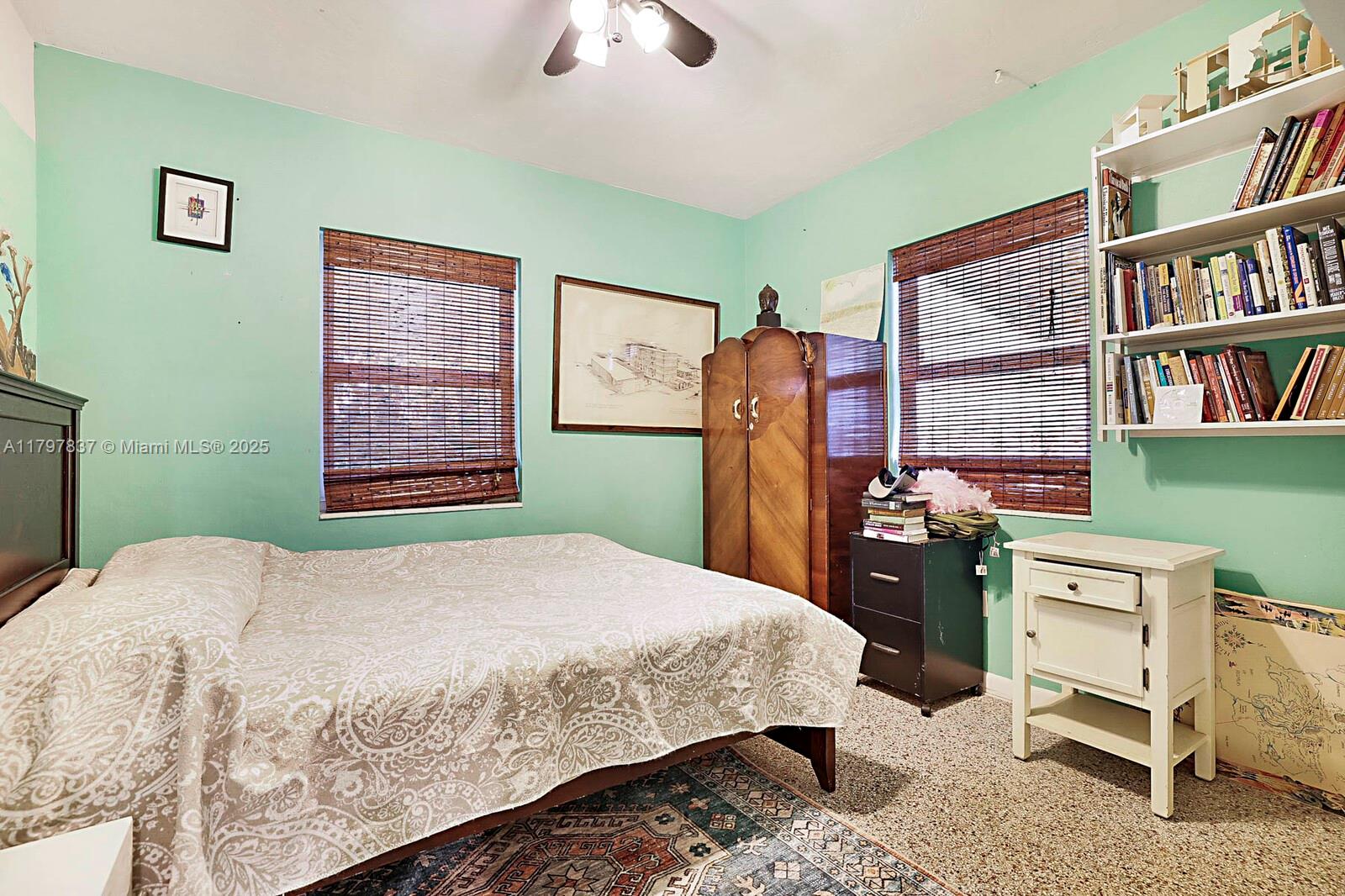 602 S Caloosahatchee Ave Jupiter, FL 33458