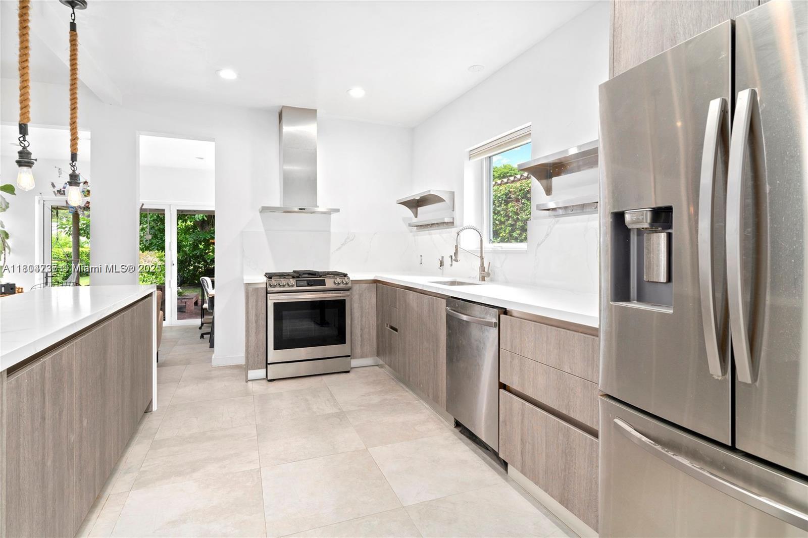 5120 Cherokee Ave,Miami Beach, FL 33140