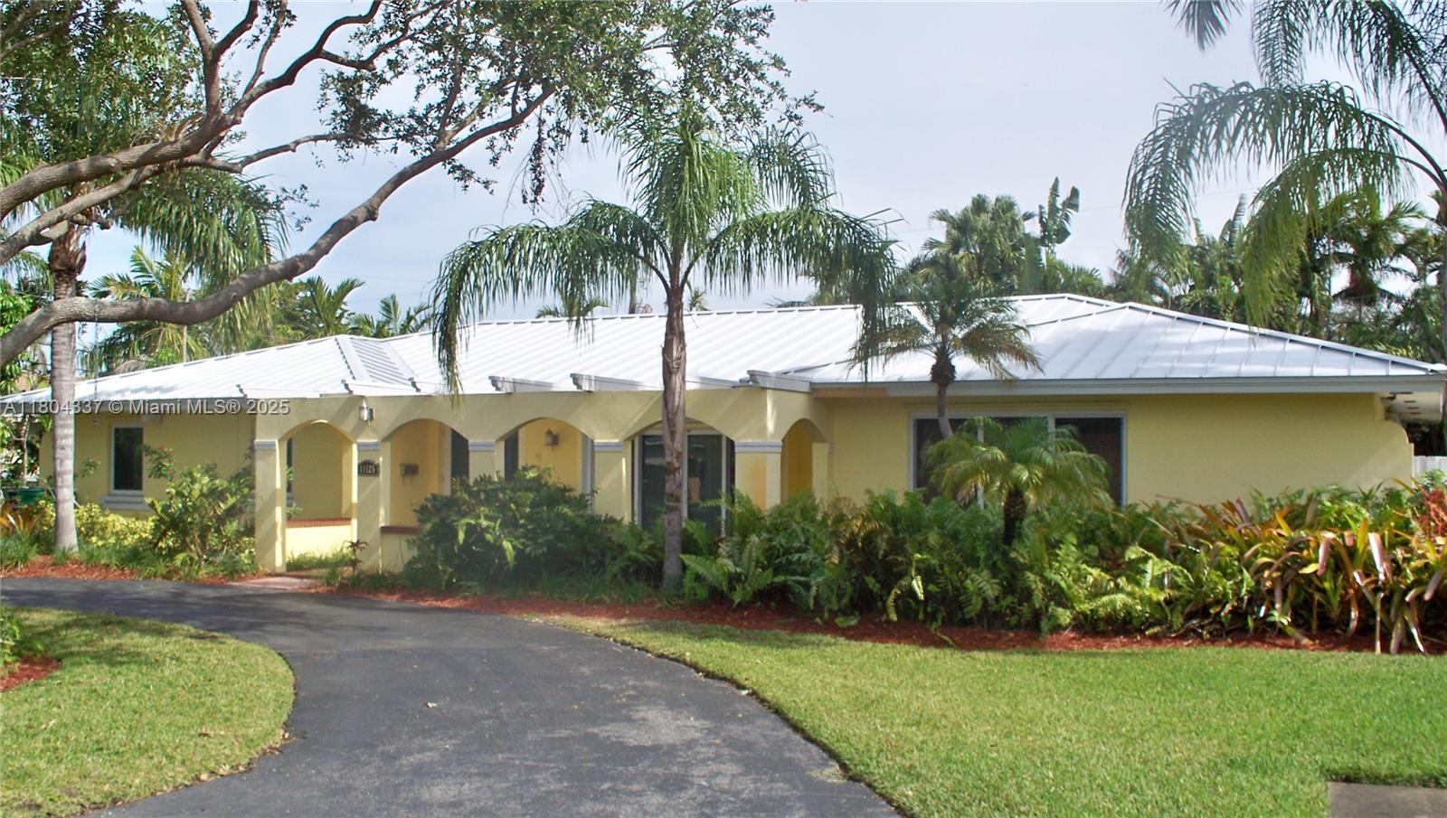 11125 SW 73rd Ct,Pinecrest, FL 33156