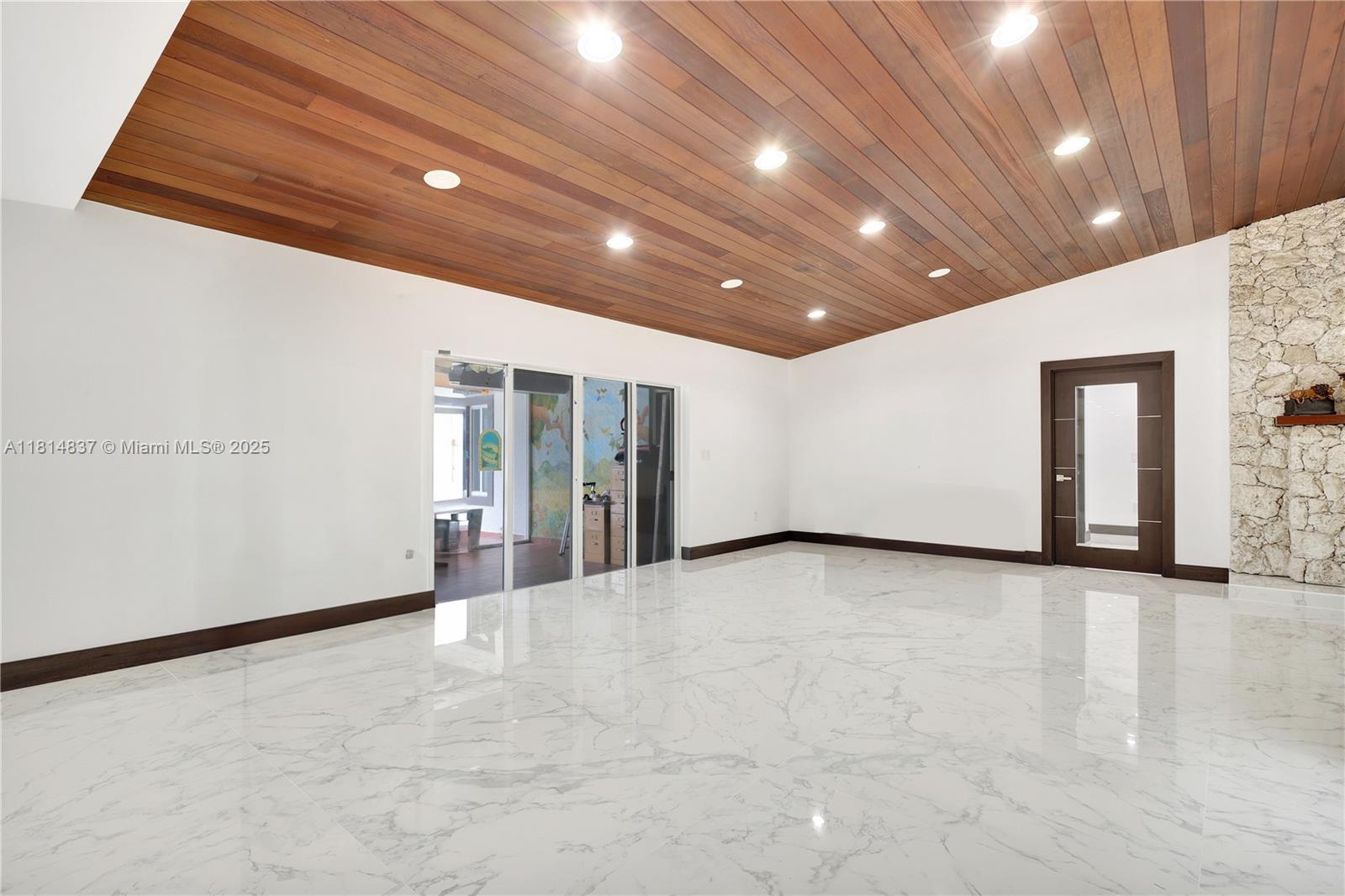 2840 SW 128th Ave Miami, FL 33175