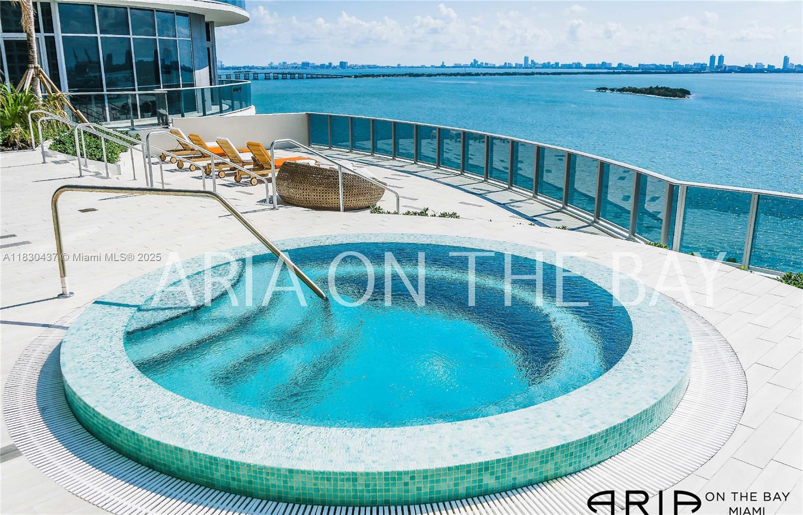 image Aria On The Bay Condo18