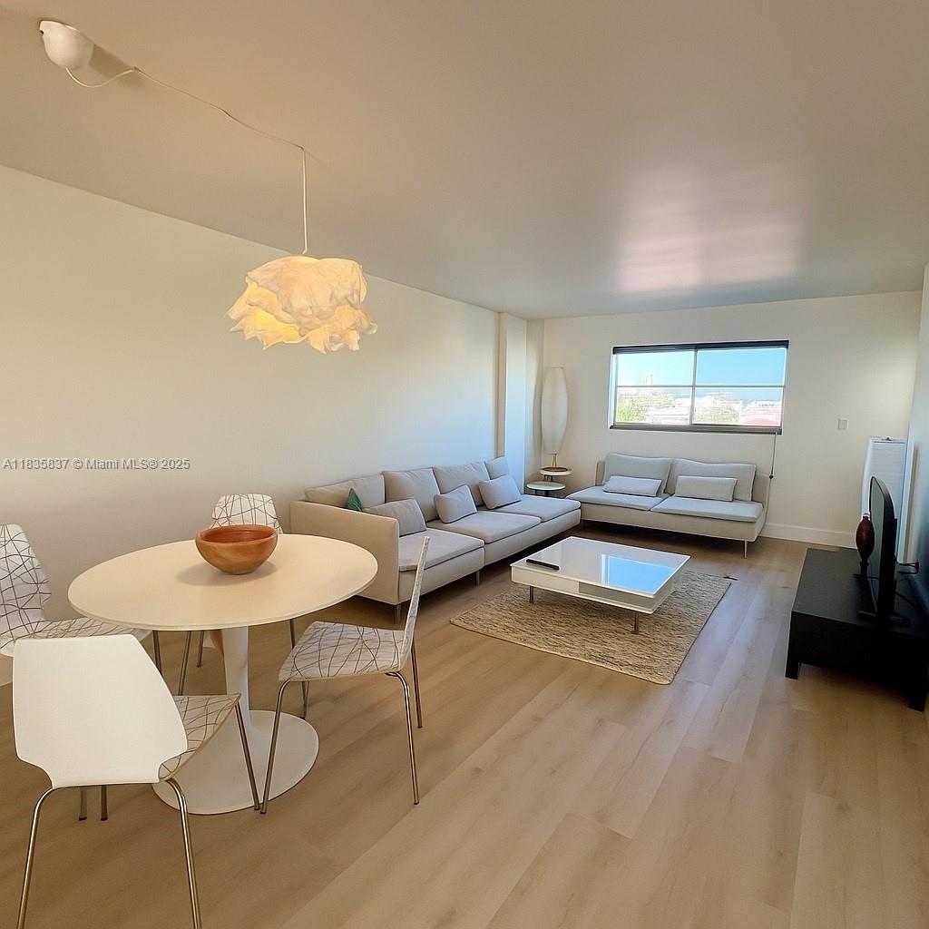 1575 Euclid Ave #505