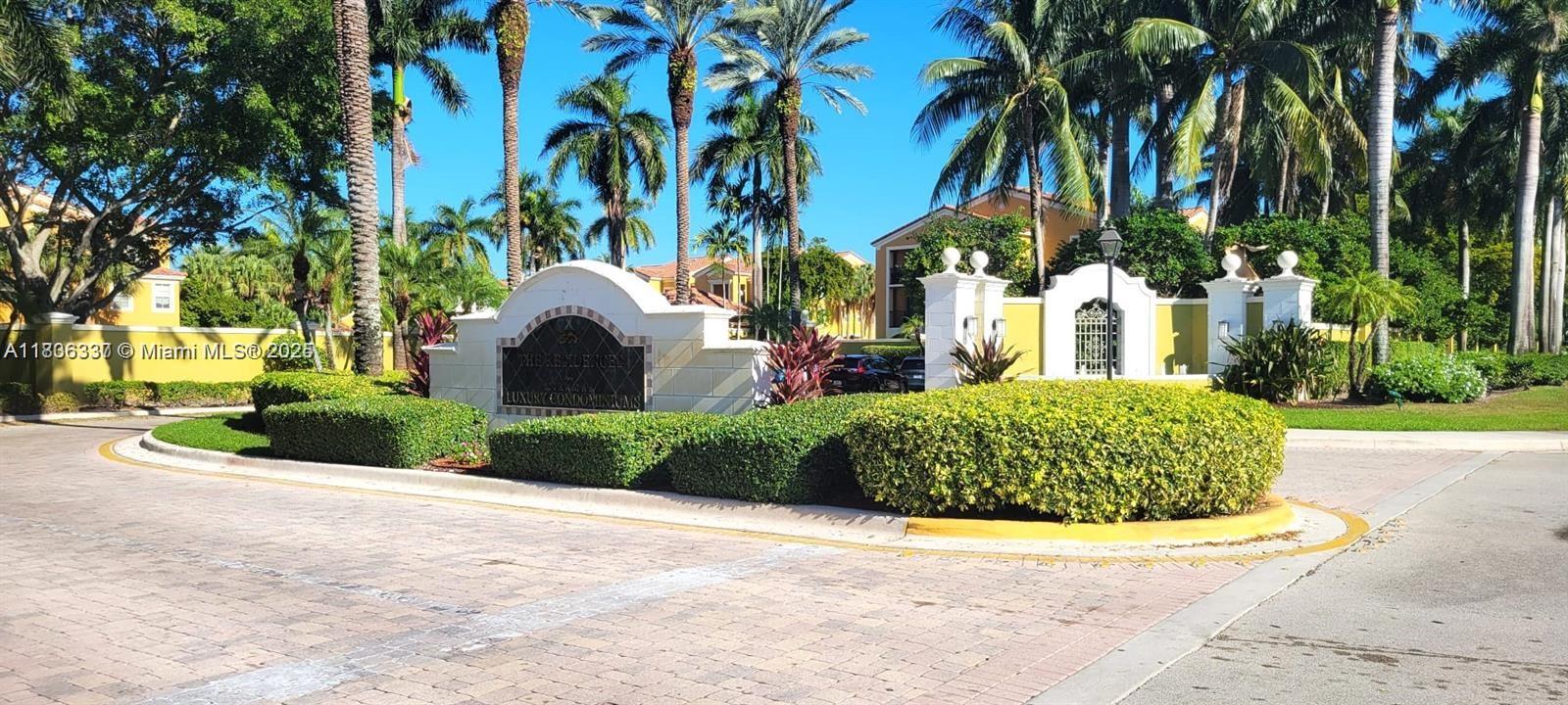 2090 W Preserve Way #303