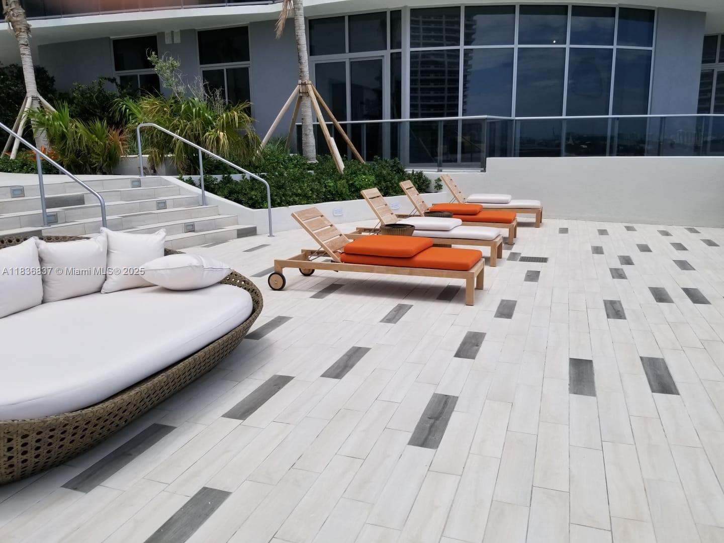 image Aria On The Bay27