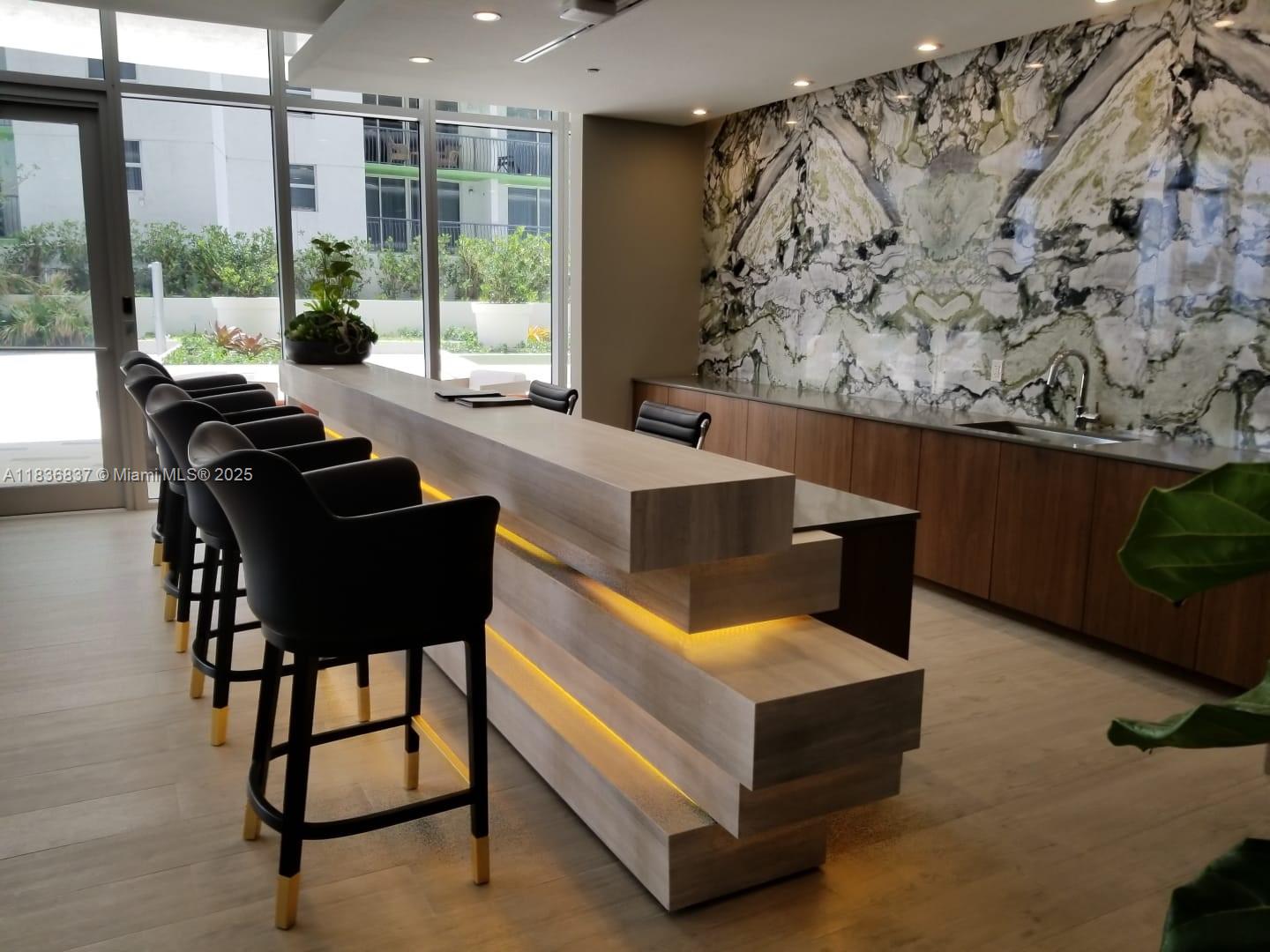 image Aria On The Bay38