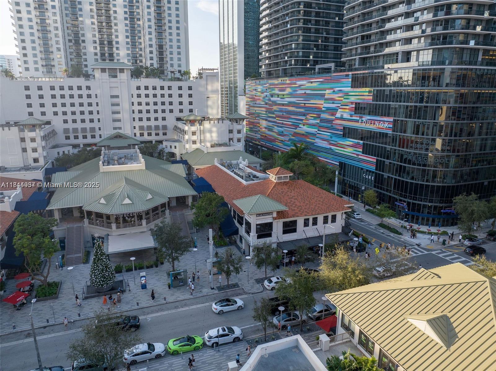 1435 Brickell Ave #3005 Miami, FL 33131