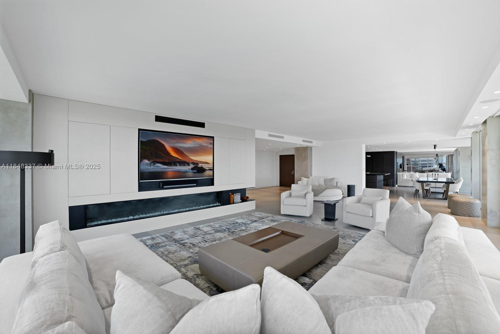 10155 Collins Ave #1710