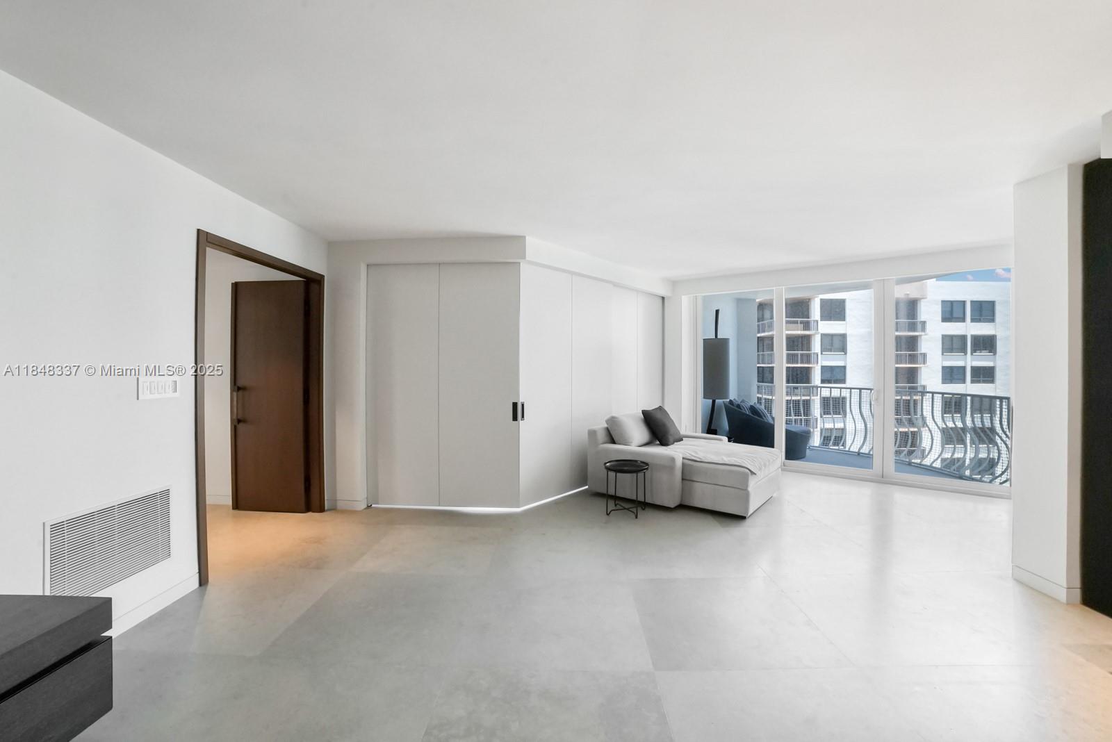 image Bal Harbour 10130