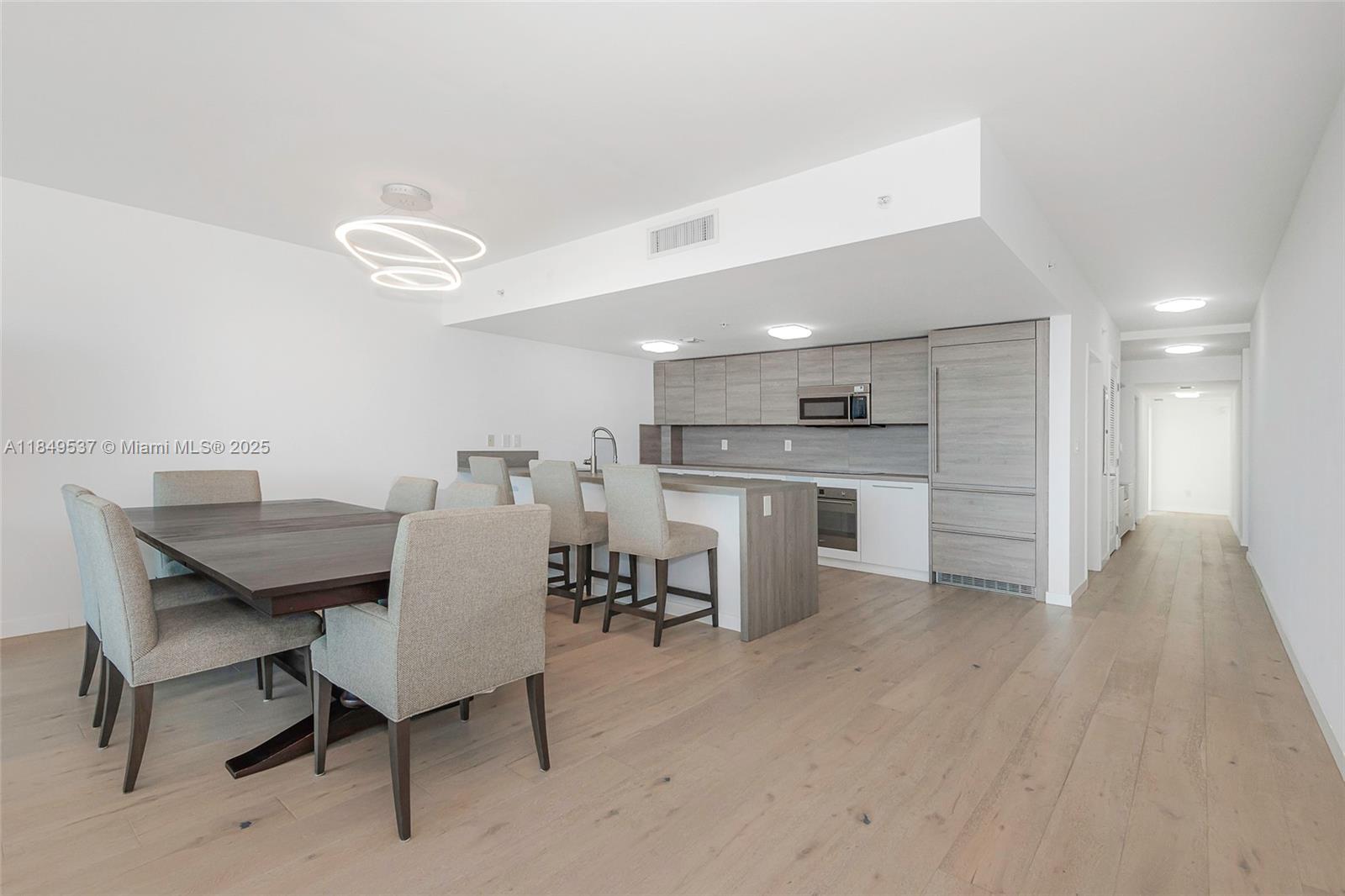 image 400 Sunny Isles Condo13