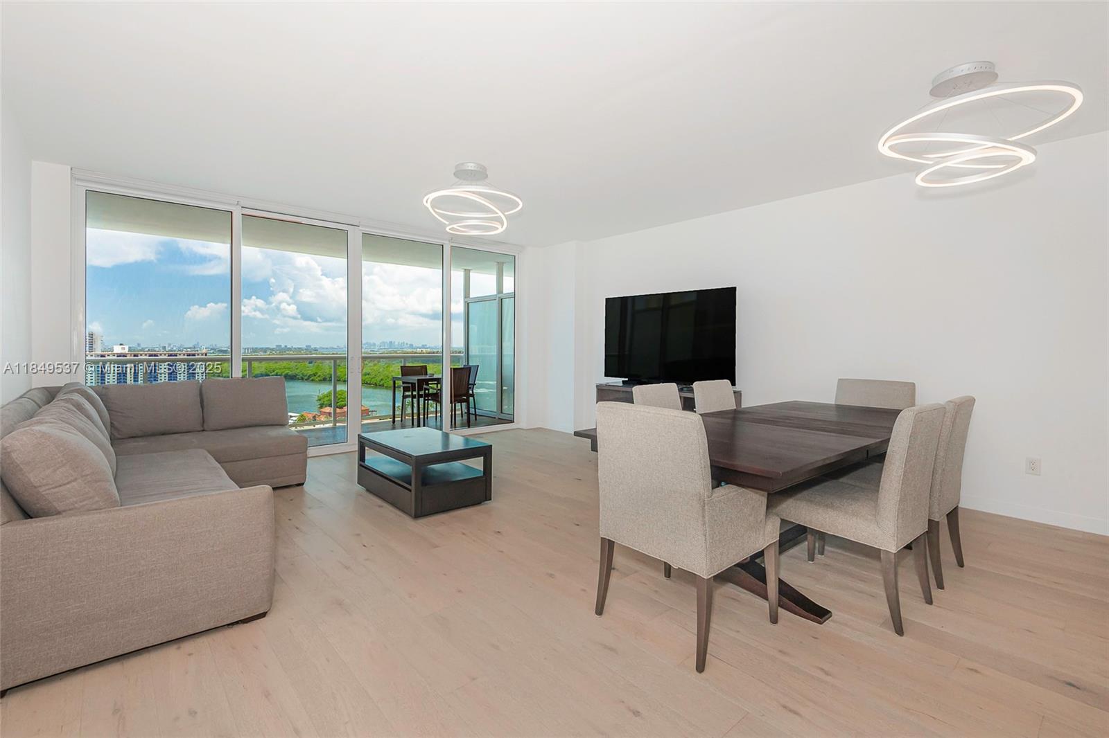 image 400 Sunny Isles Condo1