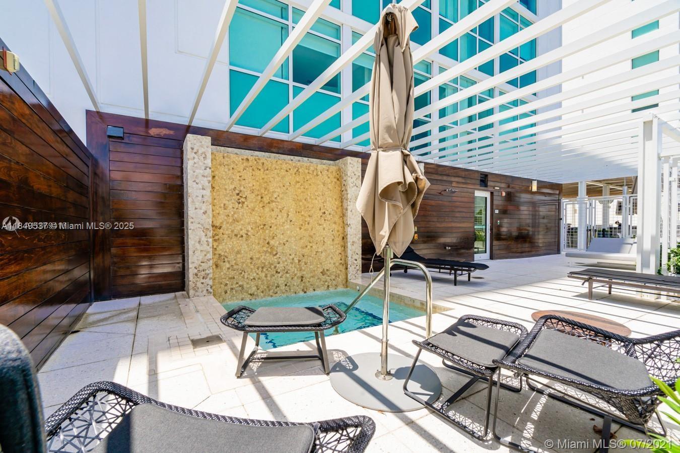 image 400 Sunny Isles Condo42