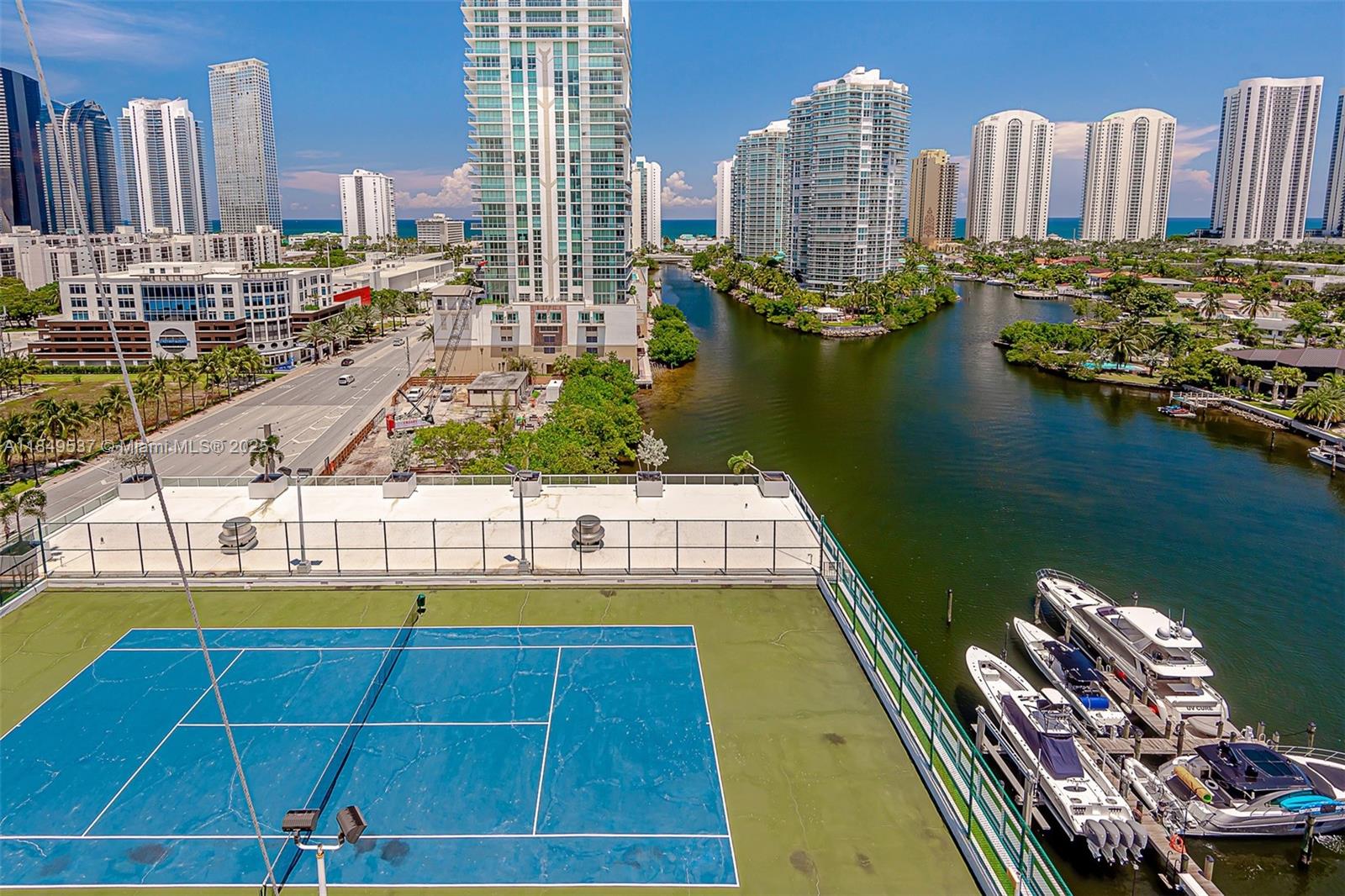 image 400 Sunny Isles Condo58