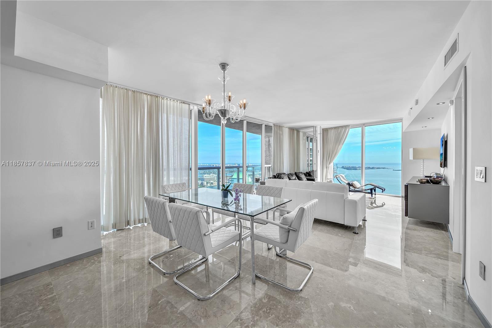 495 Brickell Ave #5302