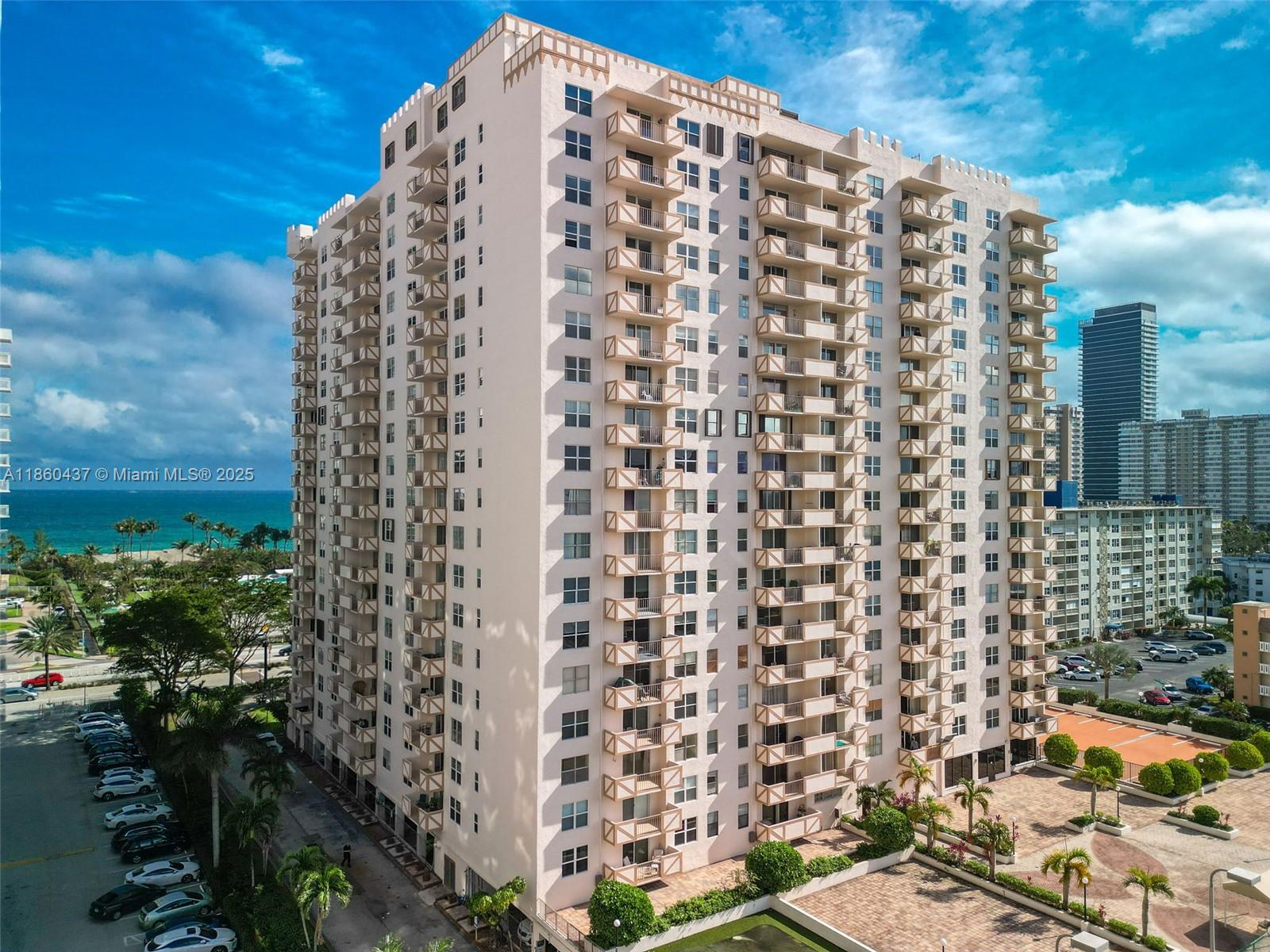 1865 S Ocean Dr #11D