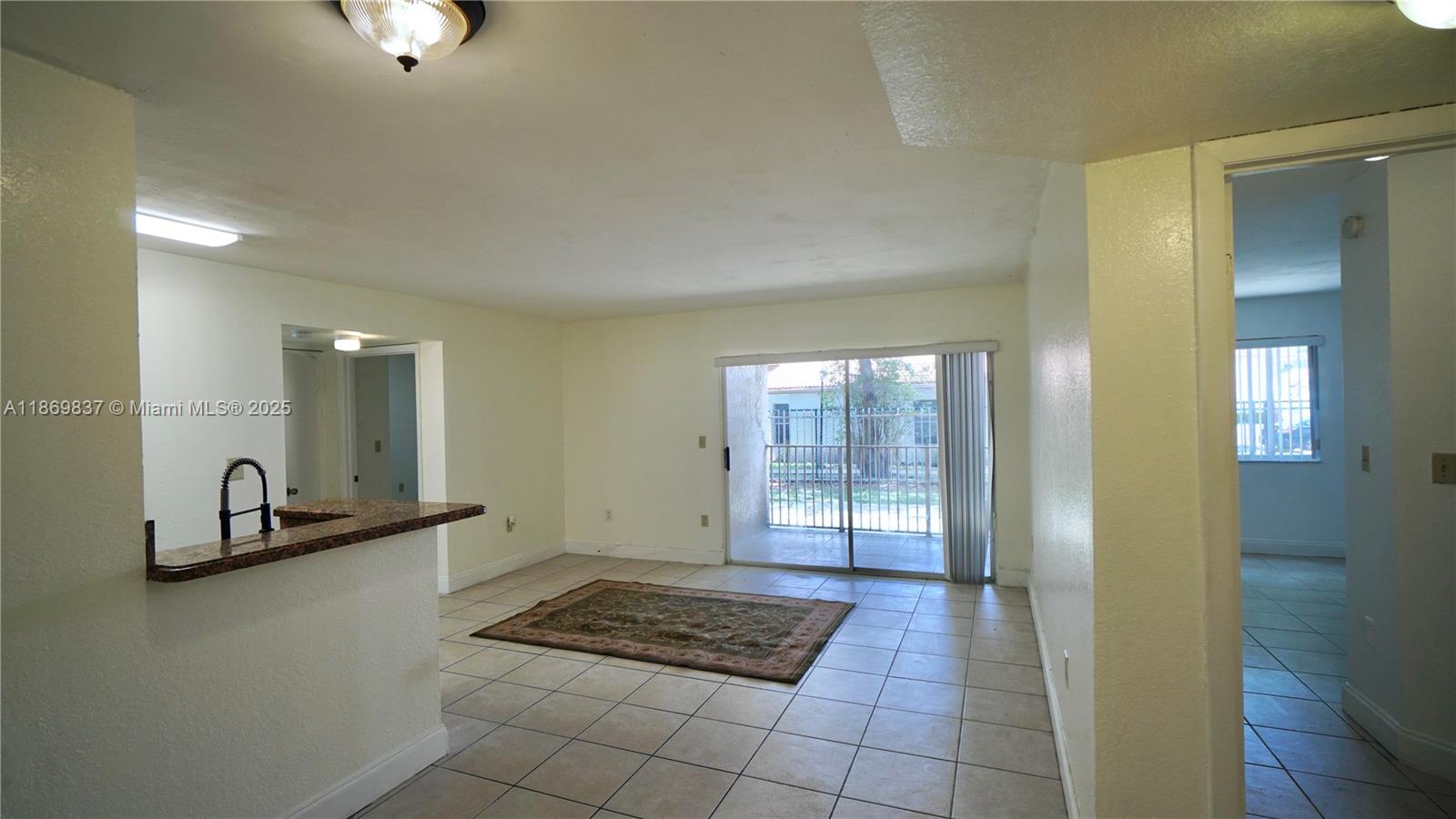 15231 SW 80th St #101 Miami, FL 33193