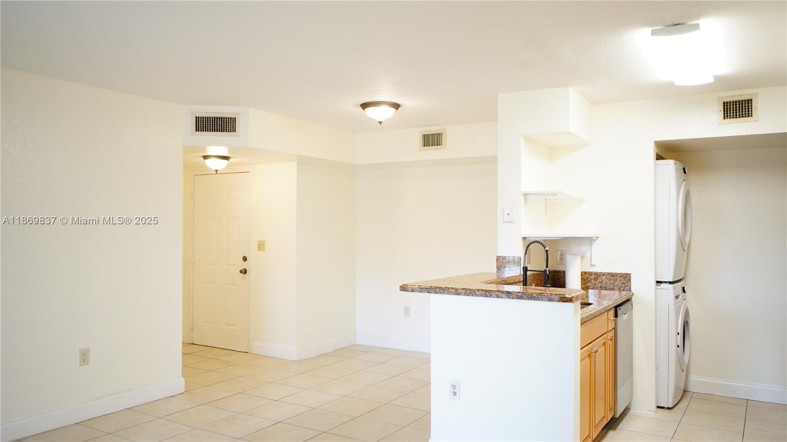 15231 SW 80th St #101 Miami, FL 33193