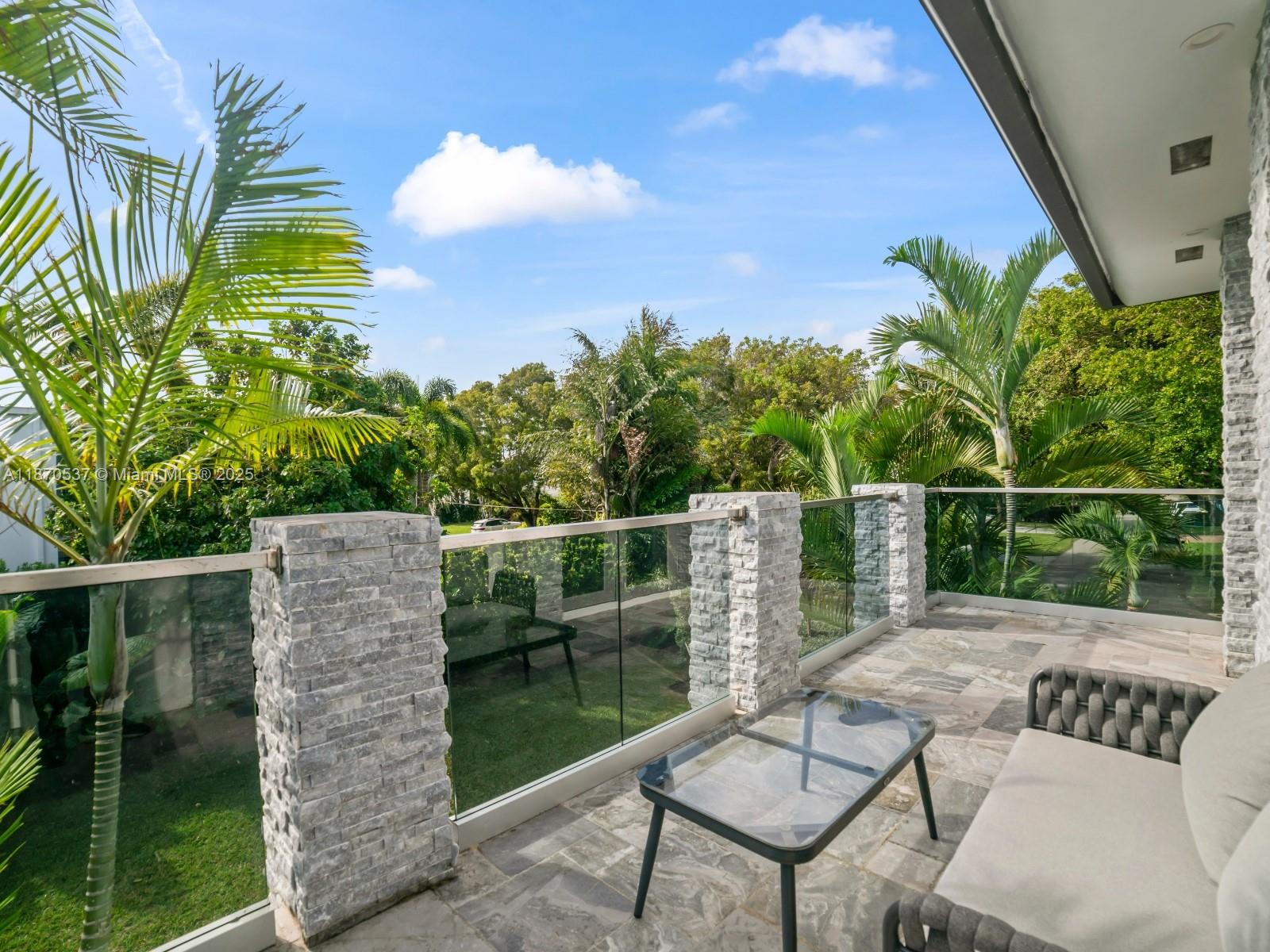 9301 N Bayshore Dr Miami Shores, FL 33138 9301 N Bayshore Dr Miami Shores, FL 33138