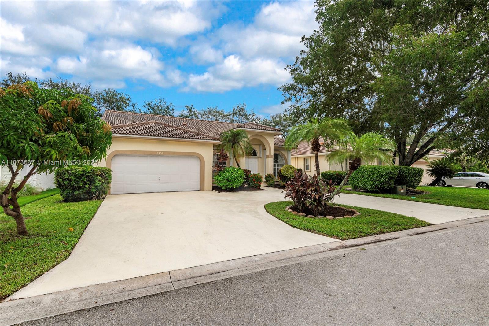 5959 NW 74th St