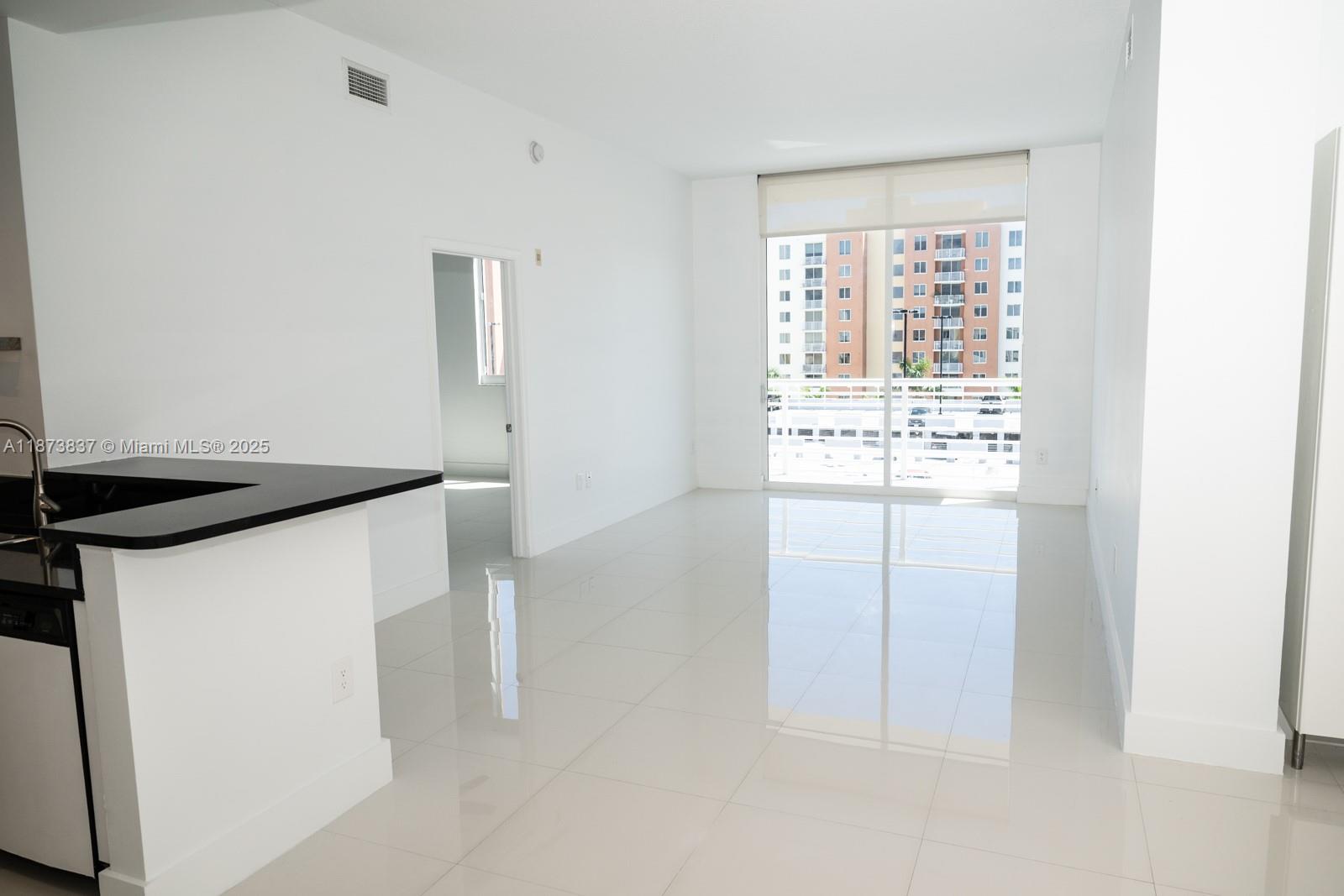 image Venture At Aventura West1