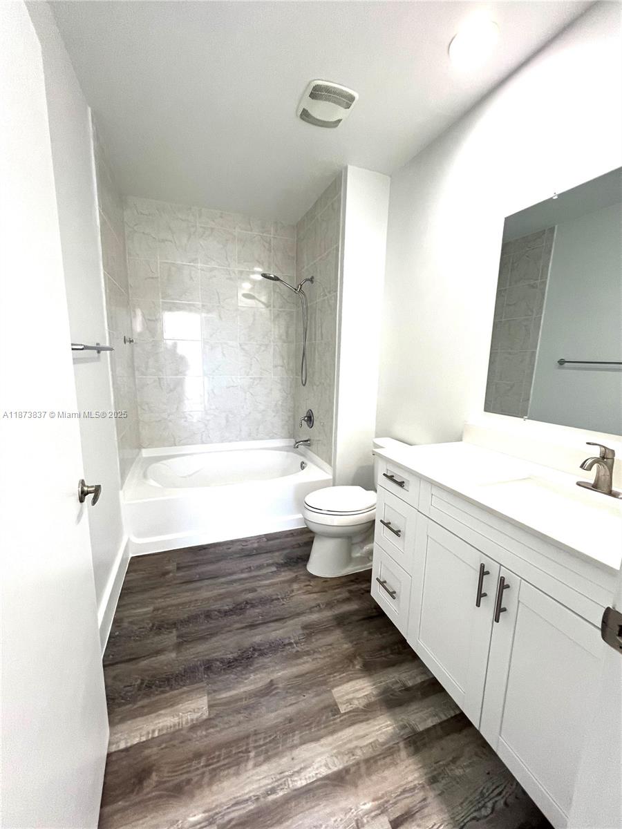 image Venture At Aventura West19