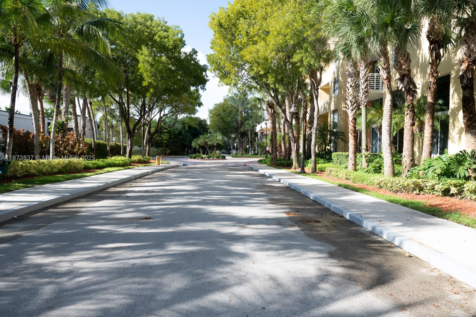 image Venture At Aventura West85