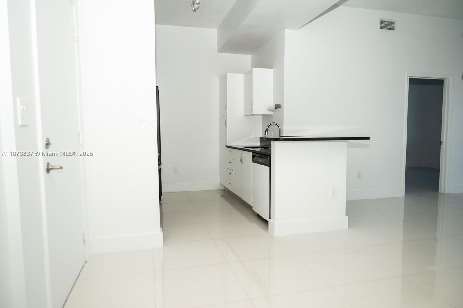 image Venture At Aventura West8