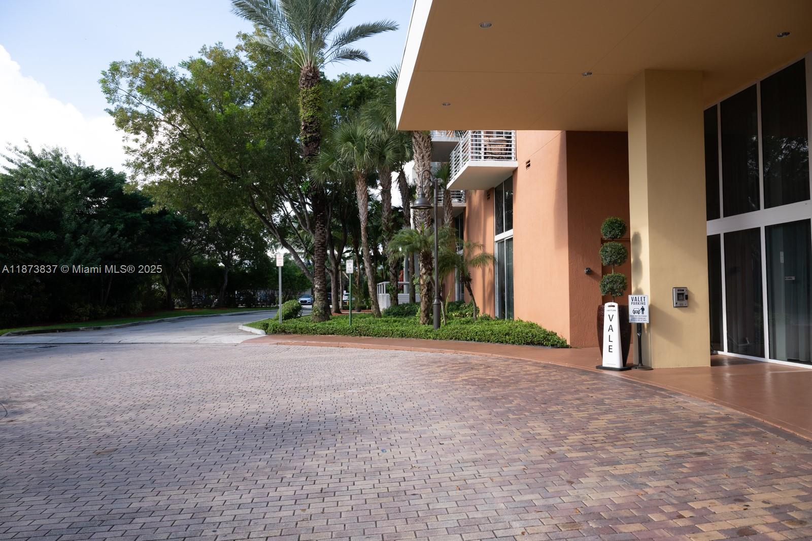 image Venture At Aventura West89