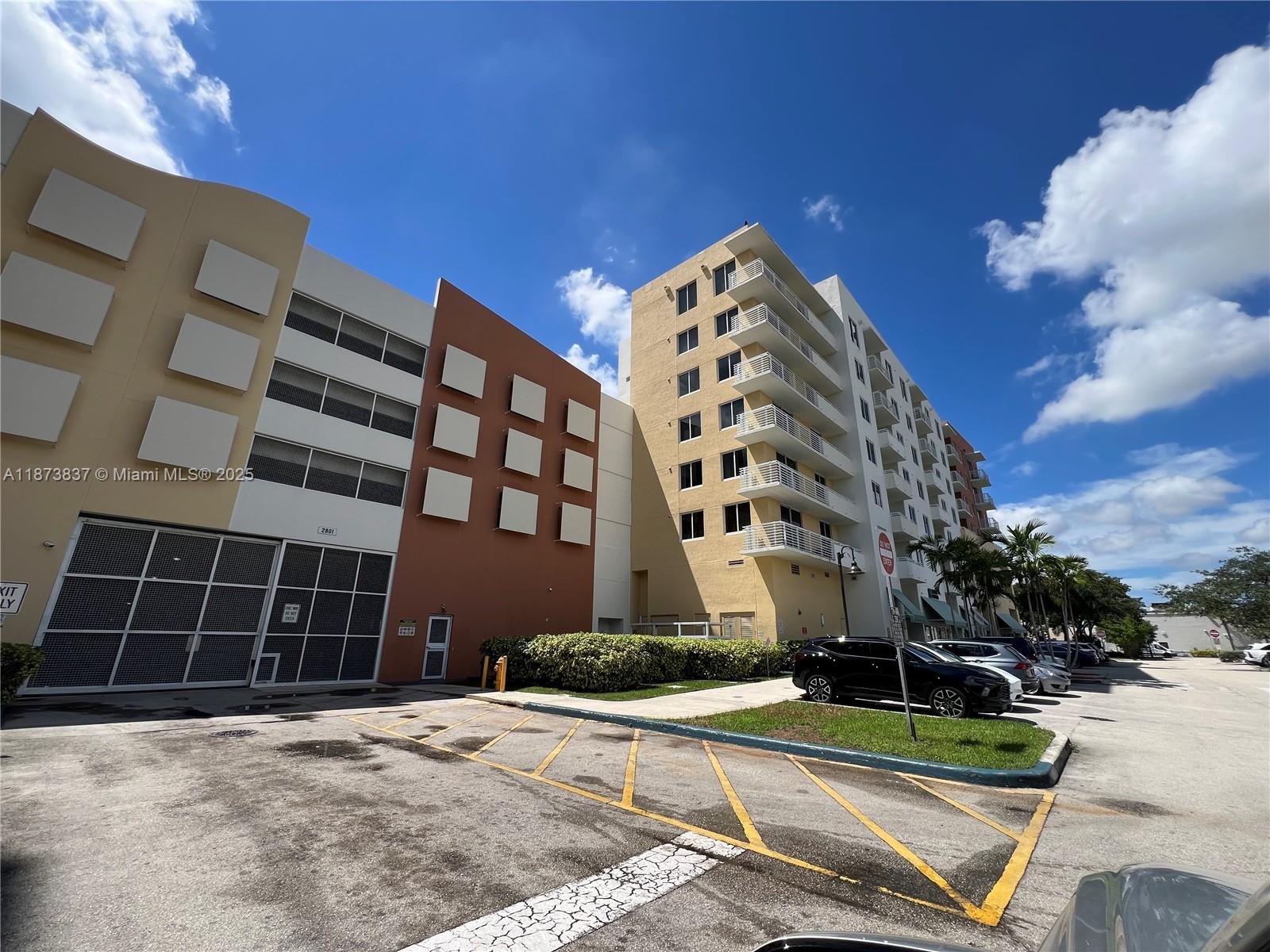 image Venture At Aventura West93