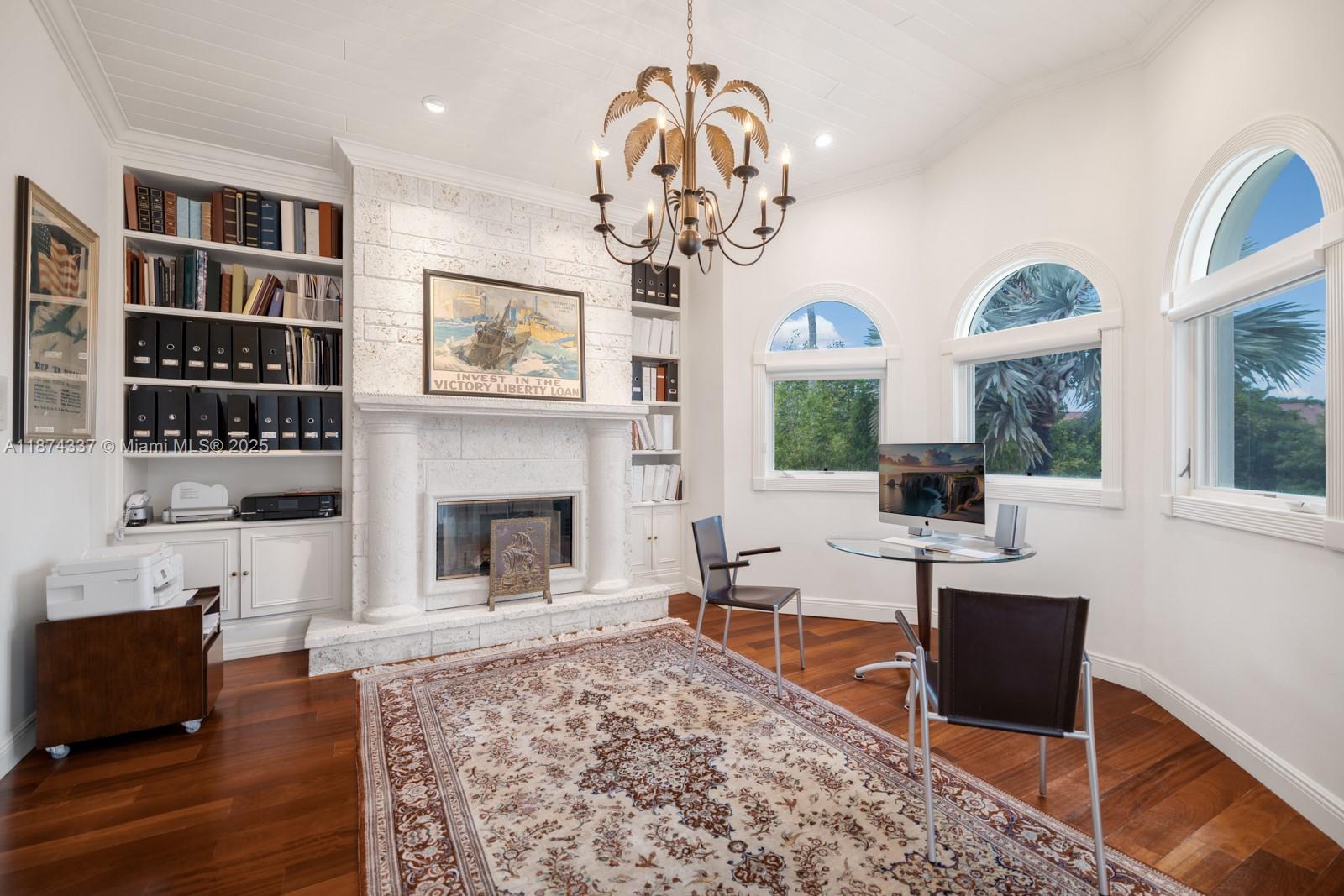 277 Veleros Ct Coral Gables, FL 33143 277 Veleros Ct Coral Gables, FL 33143